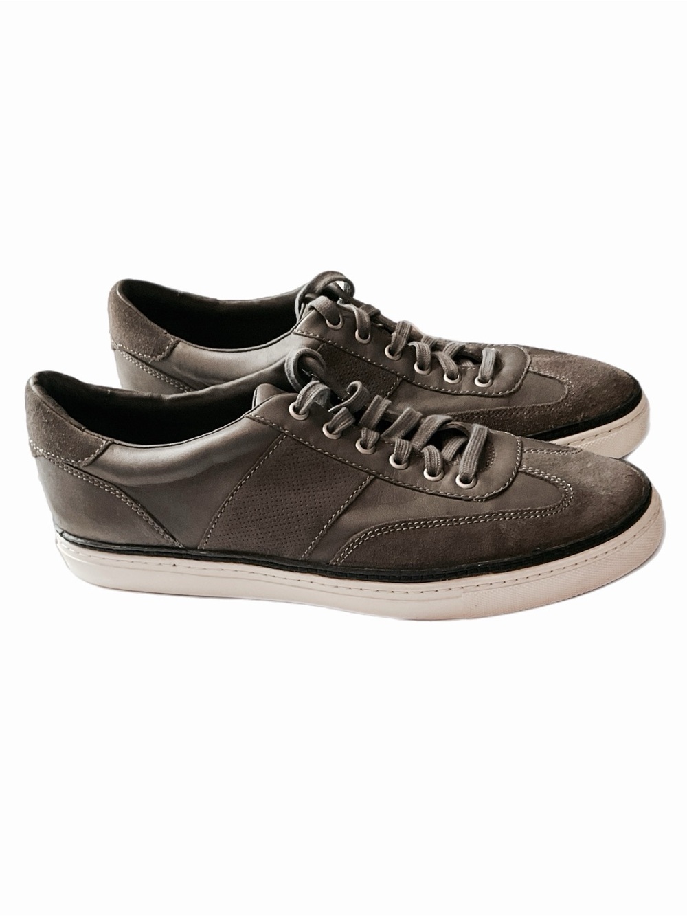 Johnston & Murphy Collection Casey U-Throat Sneakers Men's 10 Grey Leather/Suede